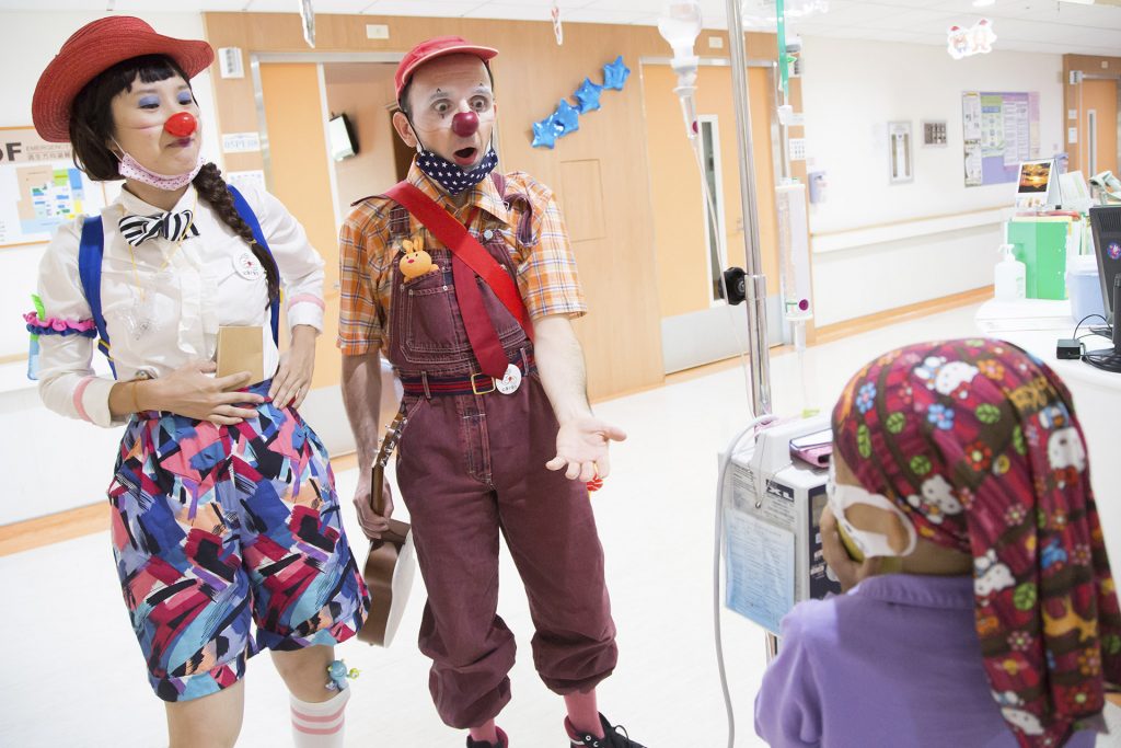 綠果公益-紅鼻子醫生微笑公益-Dr.RedNose-紅鼻子關懷小丑協會