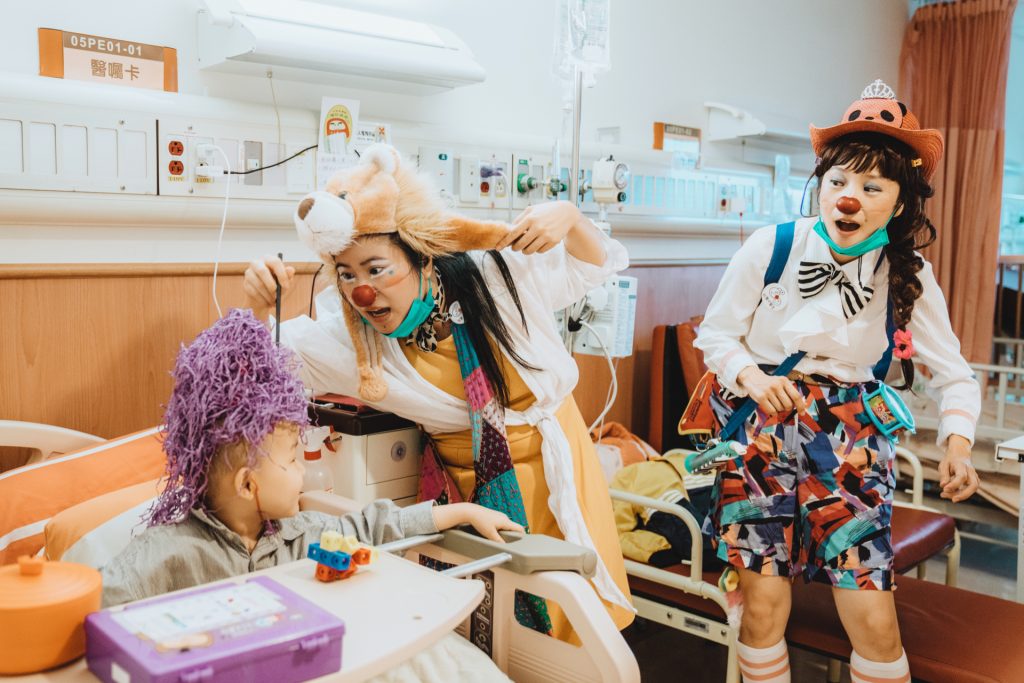 綠果公益-紅鼻子醫生微笑公益-Dr.RedNose-紅鼻子關懷小丑協會