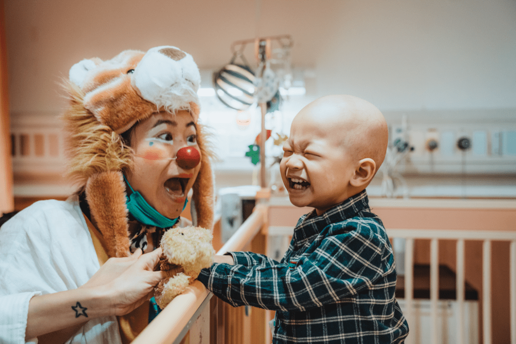 綠果公益-紅鼻子醫生微笑公益-Dr.RedNose-紅鼻子關懷小丑協會