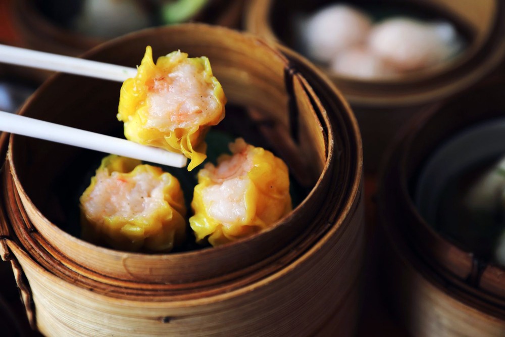 差點倒閉的酒店,因剩菜肉飯亂包變成燒賣? | 綠果 GREENCONUT | asia cuisine shumai story 1206冷知識 冷知識-綠果先生-差點倒閉的酒店,因剩菜肉飯亂包變成燒賣?